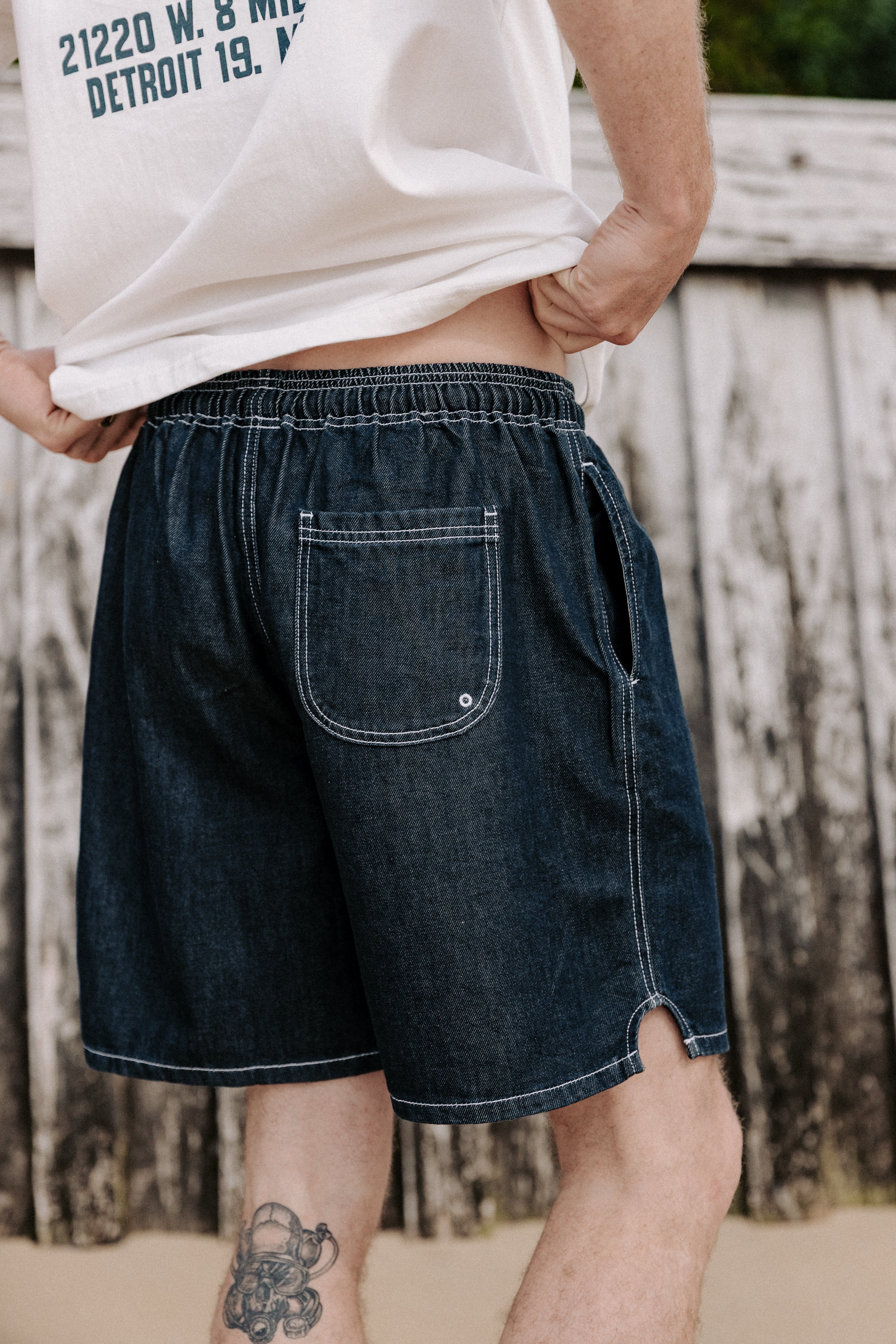 Short Le Nomade